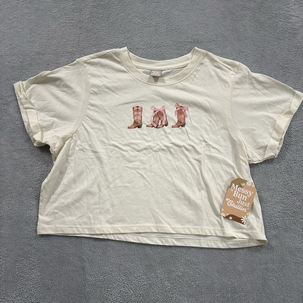 Messy Bun Just Chillin Crop Shirt Tee Women S Cowboy Western Coquette Texas